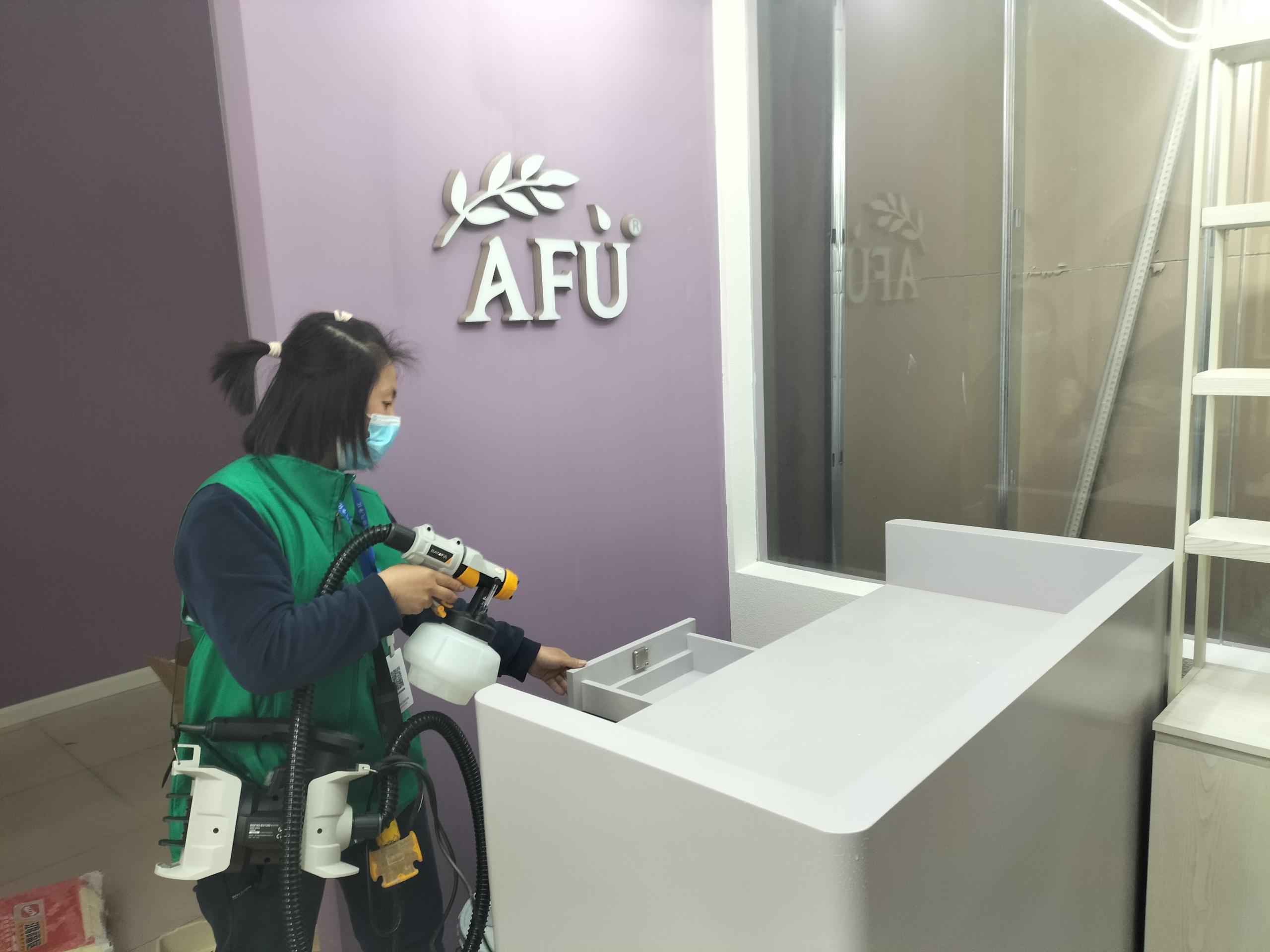 上林青岛永旺广场三楼店铺除甲醛甲醛治理公司